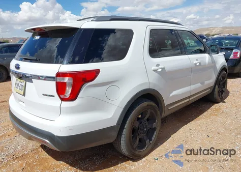 2016 Ford Explorer Xlt z USA, uszkodzony, nr VIN 1FM5K7D81GGB17690